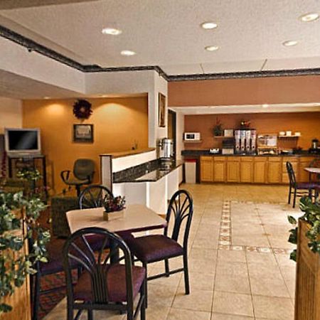 Americas Best Value Inn Waukegan Εξωτερικό φωτογραφία