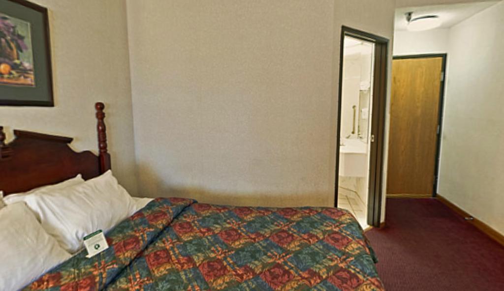 Americas Best Value Inn Waukegan Εξωτερικό φωτογραφία